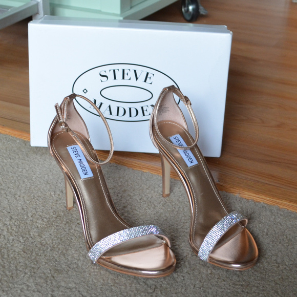 STEVE MADDEN Ankle Strap Heels - Picture 7 of 8